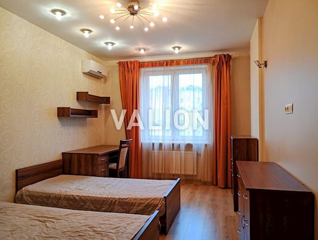 Продажа 3-к квартиры ул. Дмитриевская 75, Шевченковский район.