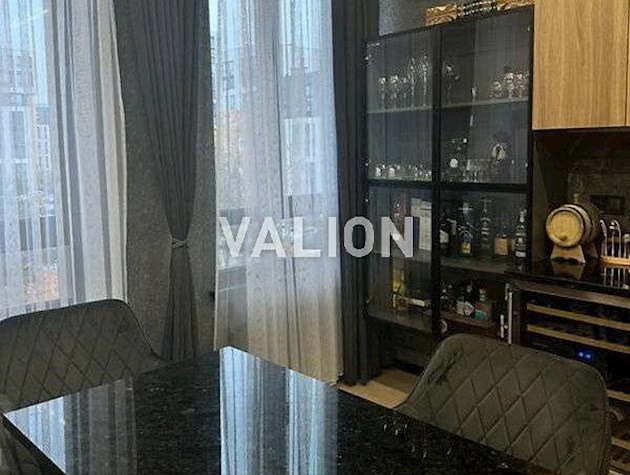 Продажа 2-к квартиры ул Салютная ул.2/4 Шевченковский район