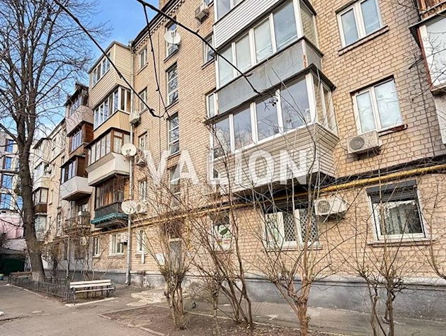 Продаж без комісії 2к квартири на Печерську, Князів Острозьких, 24
