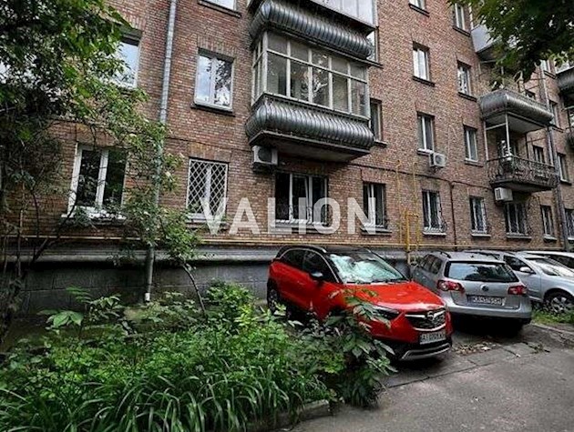 Продажа 1-комнатной квартиры по Печерскому спуску, 15