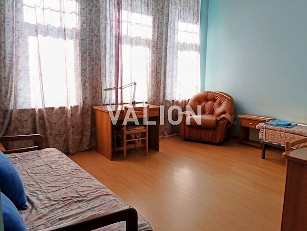 Продажа 5 комн. квартиры, ул. Круглоуниверситетская, 7, центр, Печерский район.