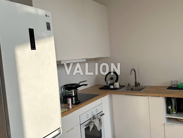 Продам 2 кімнатну квартиру з ремонтом в ЖК Клубний, вул. Сергія Колоса, буд. 2Е