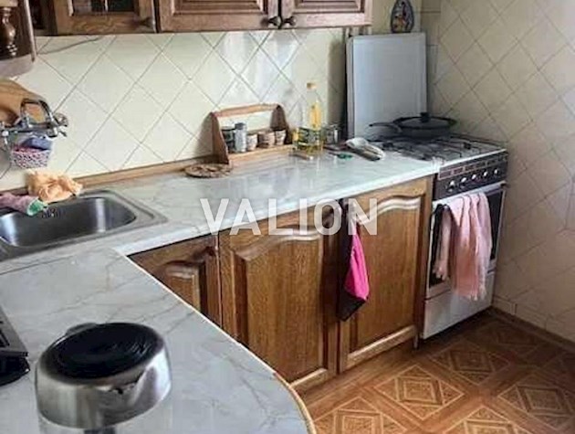 Продаж 3-кімнатної квартири пров. Квітневий 7