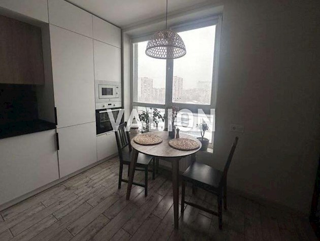 Продажа 3-к квартиры просп. Европейского Союза 41а