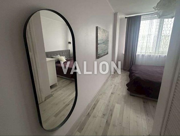 Продажа 3-к квартиры просп. Европейского Союза 41а