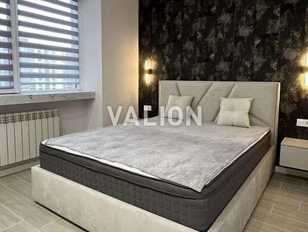 Продаж двокімнатної квартири по вул. Радистів 34д в ЖК Лісова Казка