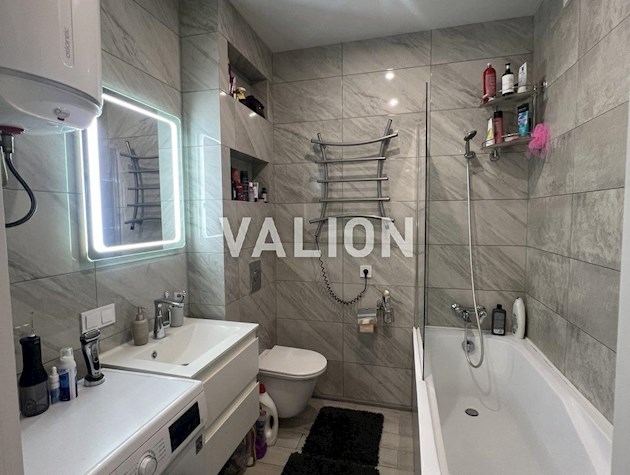 Продается 1-комнатная квартира, ЖК Метрополис, ул. Заболотного, 1Б