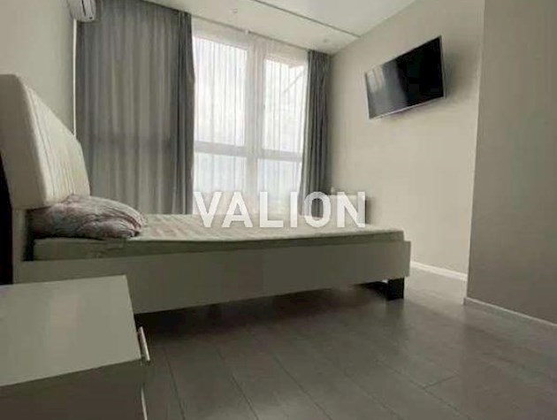 Продаж 1-к квартири вул. Михайла Драгоманова 2б