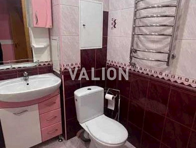 Продаж 2-кімнатної квартири Мукачівська вул.8 Оболонський район