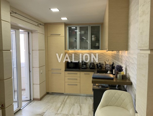 Продажа 3-х комнатной квартиры Кошица Александра ул.10/21