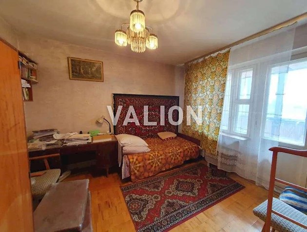 Продаж 2-к квартири вул. Миколи Закревського 13