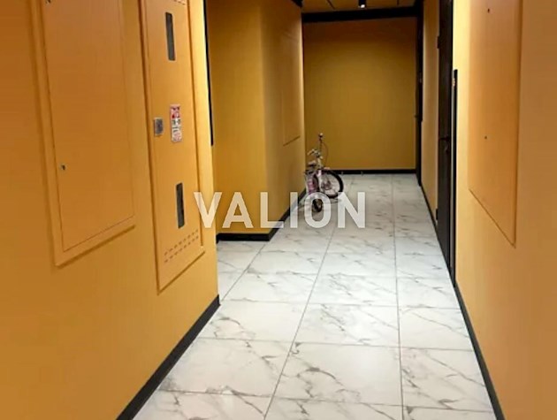 Продаж 5-к квартири вул. Олени Теліги 25