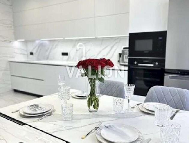 Продажа 3-к квартиры просп. Европейский Союза 51