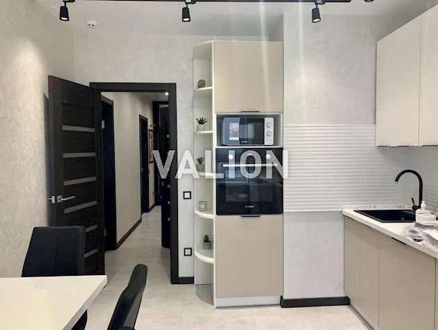 Продаж 2-к квартири вул. Драгоманова 10