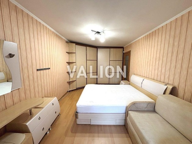 Продажа: 3к квартира с современным ремонтом ул. Нежинская 10 Соломенский район