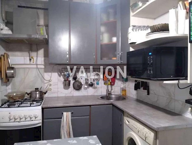 Продаж 2-кімнатної квартири вул. Курінного Петра (Рикова) ,5