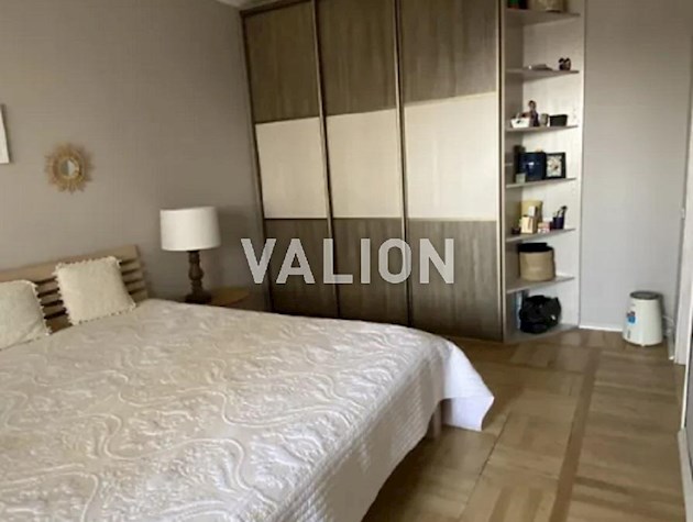 Продажа 3 комнатной квартиры 72м2 Европейского Союза 17Б