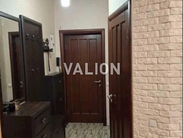 2к. квартира, ул. Ольжича 11, метро Дорогожичи