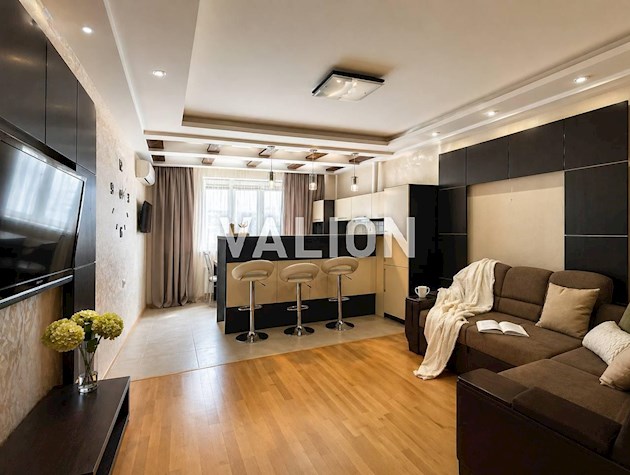 Продажа 3-к квартиры в Оболонском районе, ул. Автозаводская 29-а