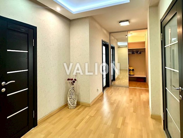 Продажа 3-к квартиры в Оболонском районе, ул. Автозаводская 29-а