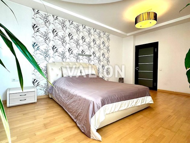 Продажа 3-к квартиры в Оболонском районе, ул. Автозаводская 29-а