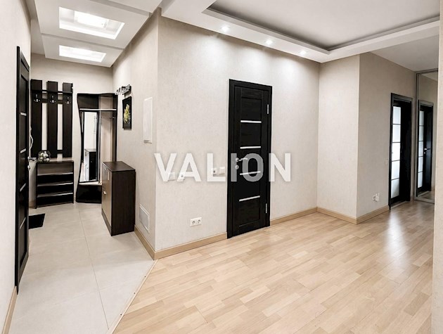 Продажа 3-к квартиры в Оболонском районе, ул. Автозаводская 29-а