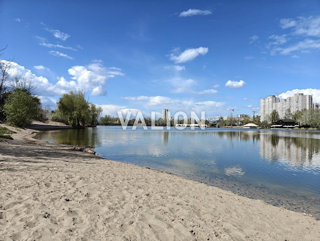 Продажа 2 комнатной квартиры 57 м² ул.Драгоманова, 5, метро Позняки, Харьковская.