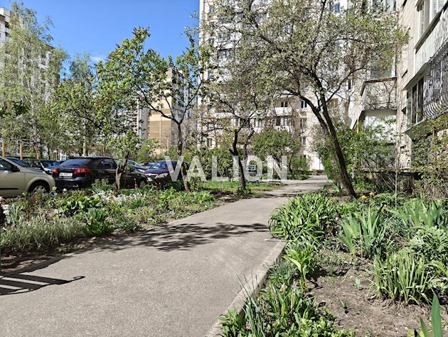Продажа 2 комнатной квартиры 57 м² ул.Драгоманова, 5, метро Позняки, Харьковская.