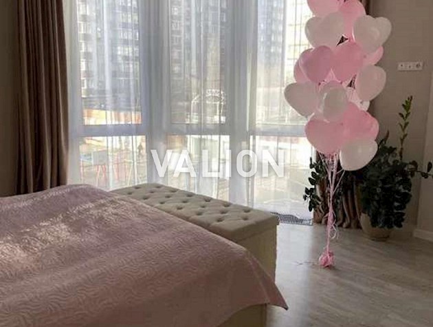 Стильная просторная 3к-квартира ул. Ревуцкого, 7в