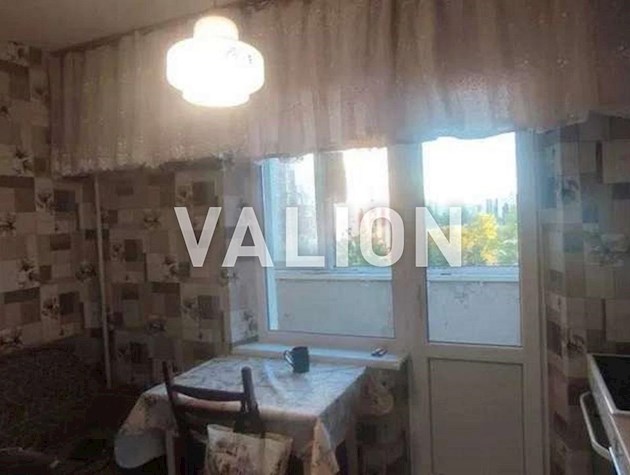 Продается 2-комнатная квартира на ул. Закревского, 5а