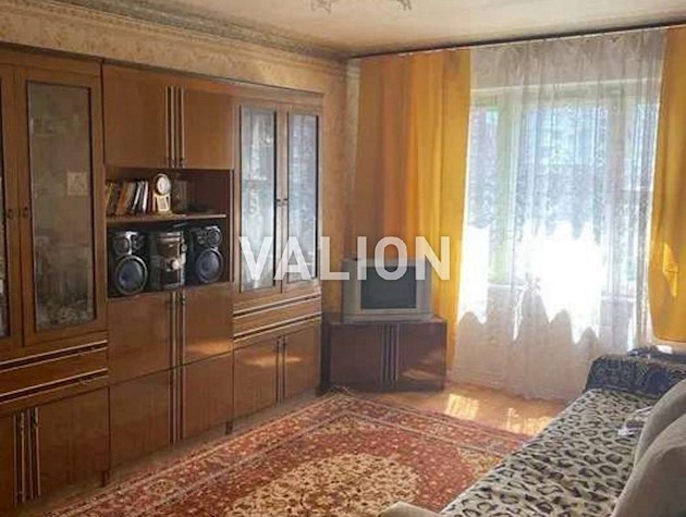 Продается 2-комнатная квартира на ул. Закревского, 5а