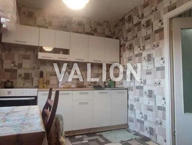 Продается 2-комнатная квартира на ул. Закревского, 5а