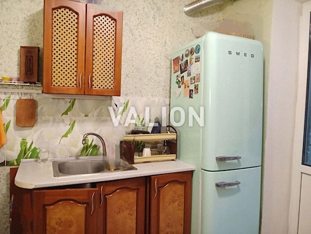 Продажа 2 комнатной квартиры, сталинка, ул. Владимира Винниченко, 20 в центре. Шевченковском районе.