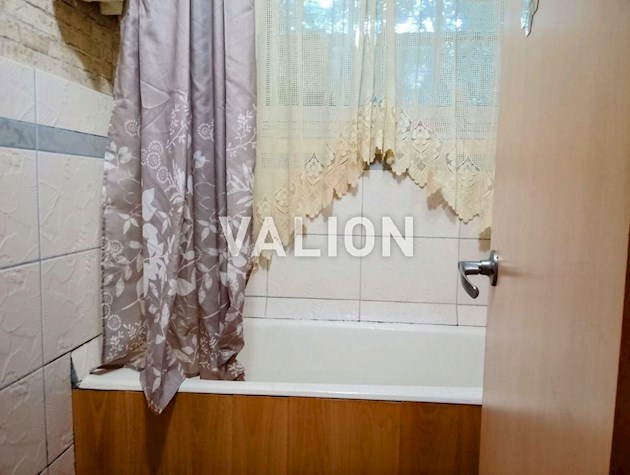 Продажа 2 комнатной квартиры, сталинка, ул. Владимира Винниченко, 20 в центре. Шевченковском районе.