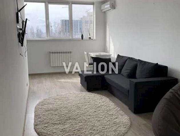 Продается однокомнатная квартира в ЖК Мега-Сити.