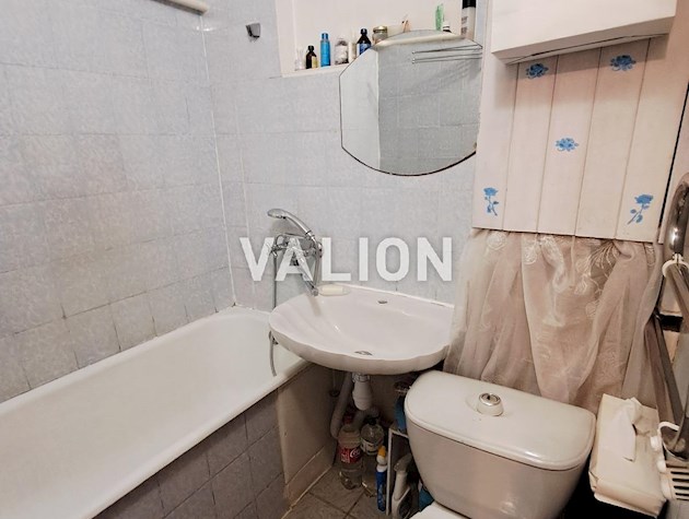 Продажа 1 комнатной квартиры Русановская Набережная 12/1