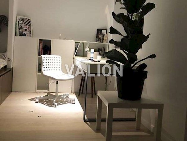 Продажа 1-к квартиры ул. Кадетский Гай 3