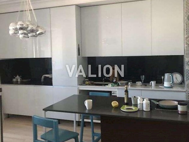 Продажа 1-к квартиры ул. Кадетский Гай 3