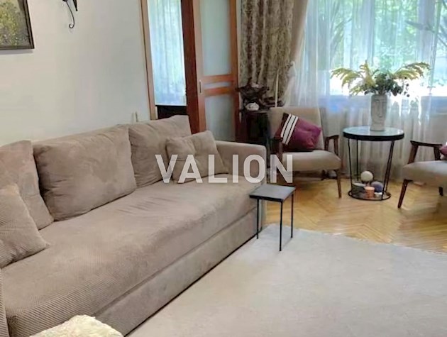 Продажа: 2-комнатная квартира с ремонтом метро Дарница ул. Г. Чупринки 8