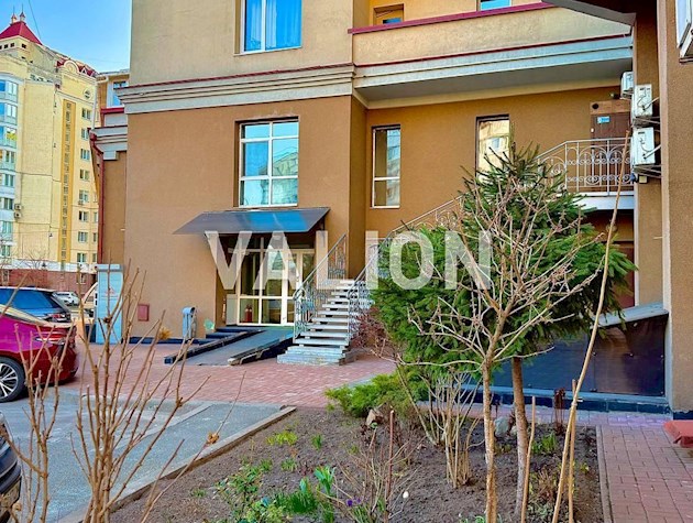 Просторная 3-комнатная квартира у Днепра, Оболонь