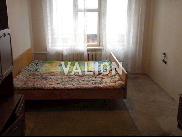 Продаж 3-к квартири вул. Братиславська 4