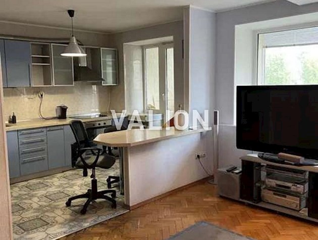 Пропонується 3-х кімнатна квартира вул. Митрополита Шептицького 3 Б