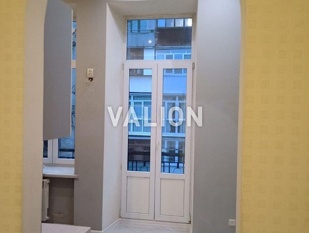 Продаж 2 кімн квартири вул Мала Житомирська 7, Шевченківський район, центр.