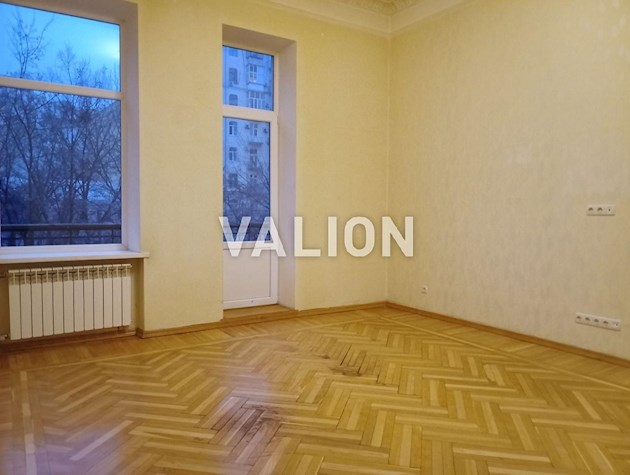 Продаж 2 кімн квартири вул Мала Житомирська 7, Шевченківський район, центр.