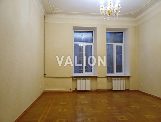 Продаж 2 кімн квартири вул Мала Житомирська 7, Шевченківський район, центр.