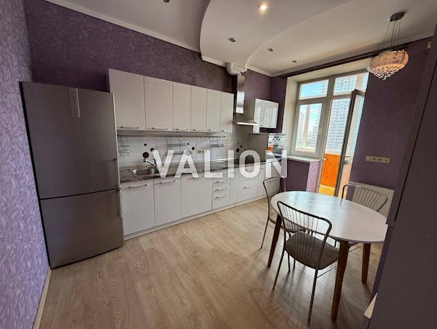 Продажа 2-к квартиры ул. Коновальца Евгения 32г