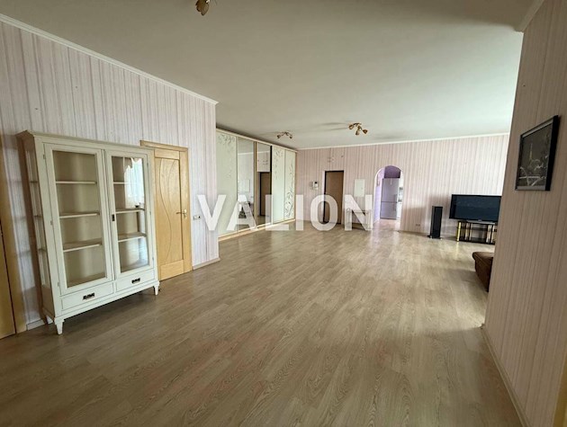 Продажа 2-к квартиры ул. Коновальца Евгения 32г