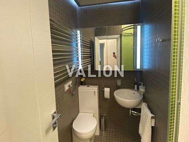 Продаж 2-кімнатної квартири на вул. Парково-Сирецька, 4В