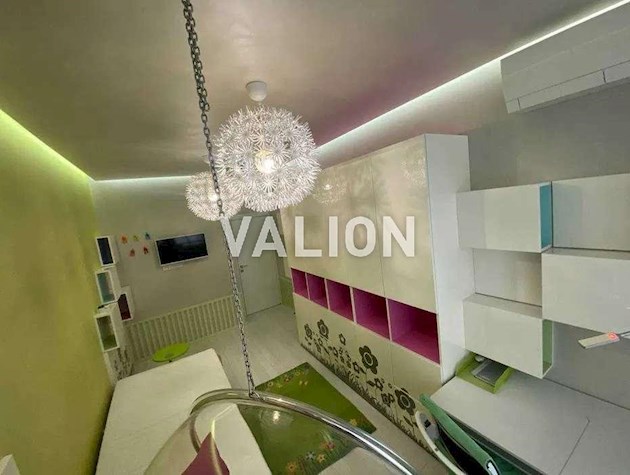 Продаж 2-кімнатної квартири на вул. Парково-Сирецька, 4В