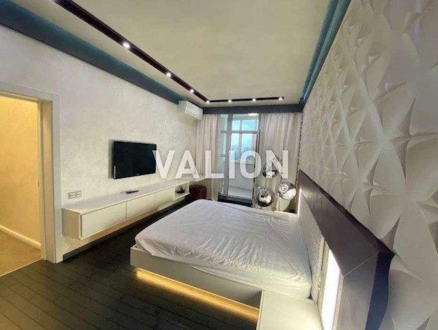 Продаж 2-кімнатної квартири на вул. Парково-Сирецька, 4В